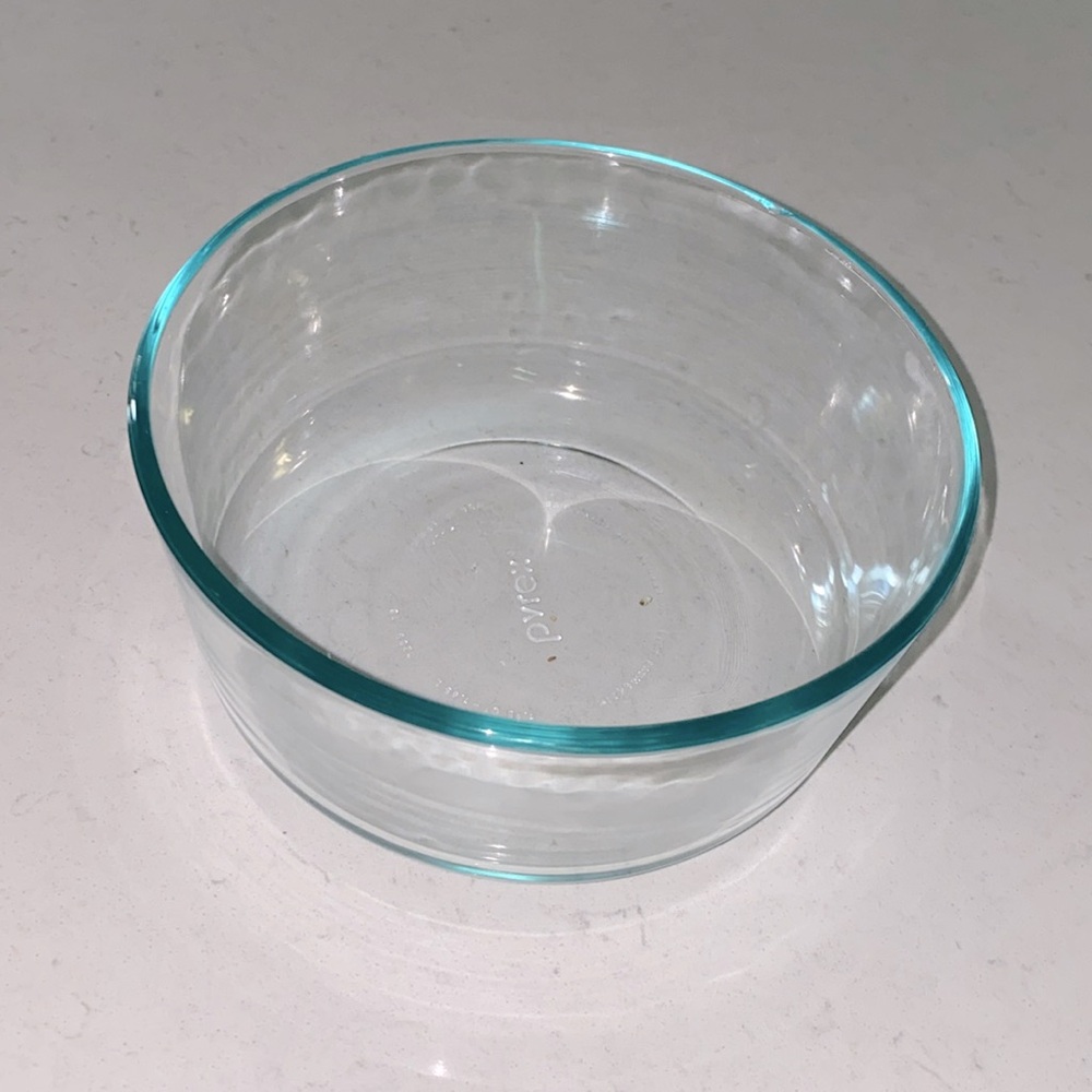 Pyrex‎ Clear Glass Bowl with Teal Rim